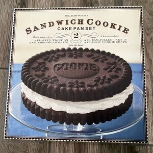 Williams-Sonoma NEW! 9" Round Sandwich Cookie Cake Pan Nonstick Cast Aluminum